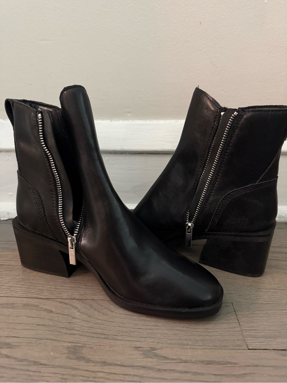 STEVE MADDEN Ruthy Boot